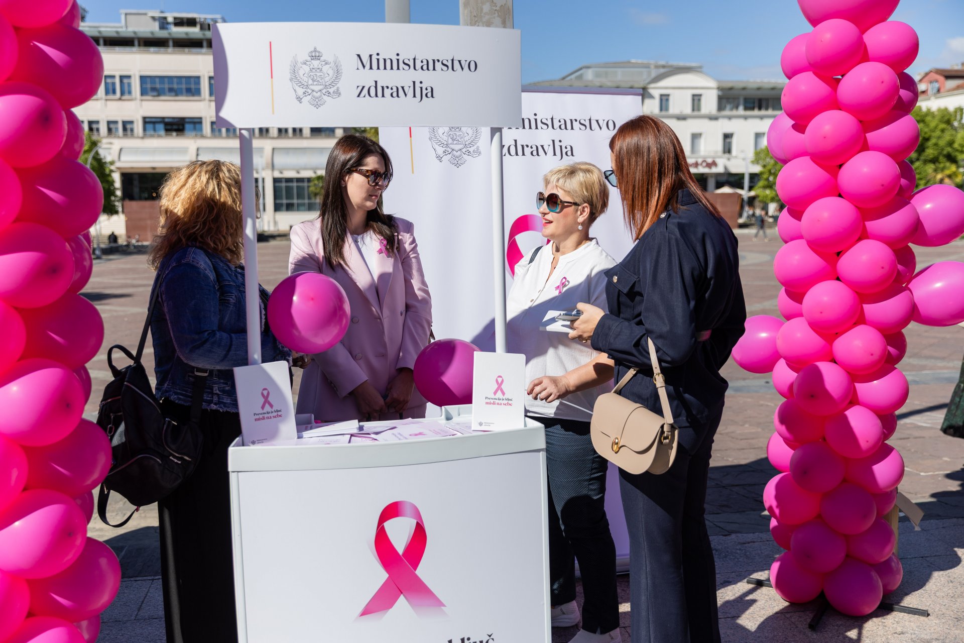 U Podgorici promotivni štand u okviru “Ružičastog oktobra”
