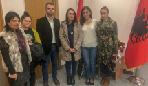 Delegacija BS upisala se u knjigu žalosti u ambasadi Albanije