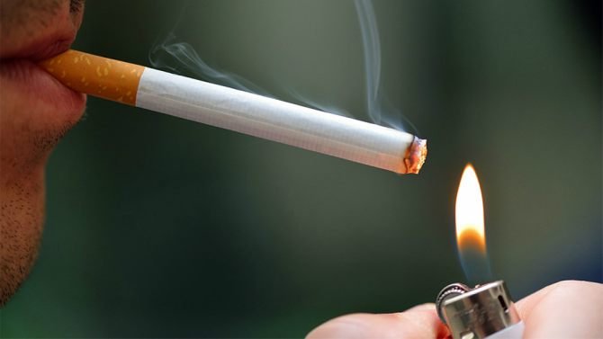 Vlasti u Torinu uvele djelimičnu zabranu pušenja na otvorenom