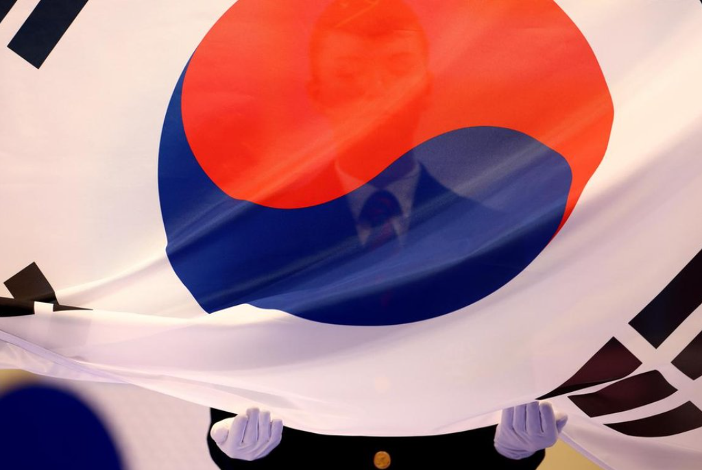 Dvoje poginulih, 18 povrijeđenih u Južnoj Koreji nakon što je kamion udario u pijacu, javljaju mediji