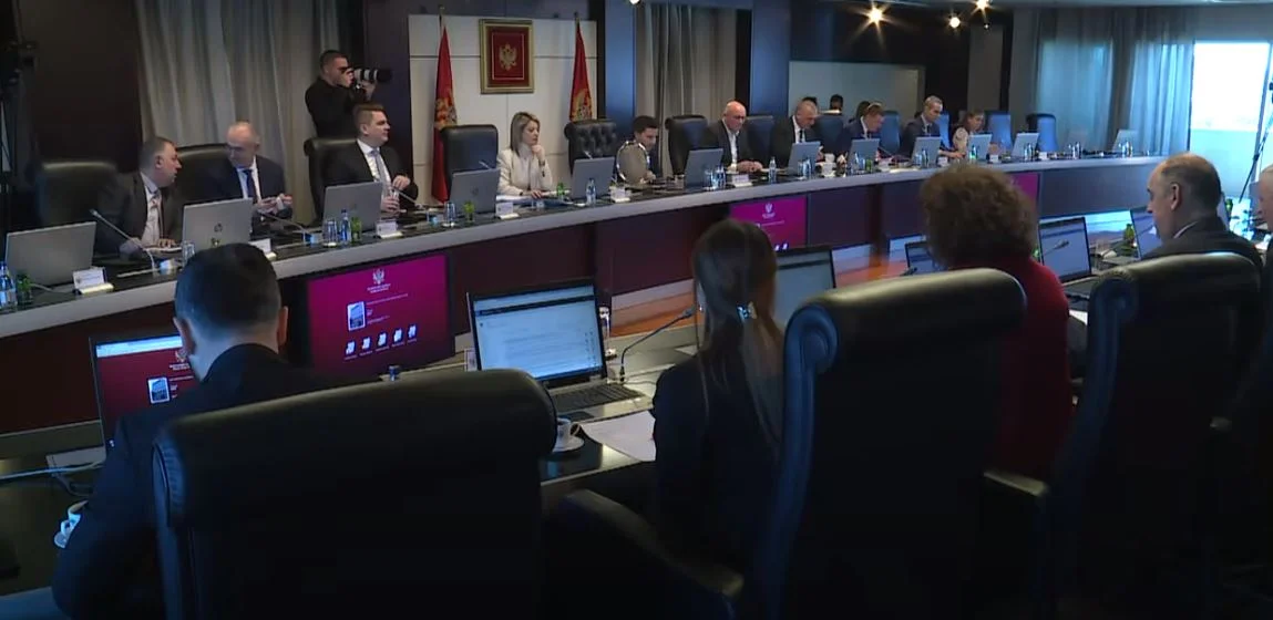Abazović najavio otvaranje fabrike votke, predlaže i spajanje Barske i Crnogorske plovidbe