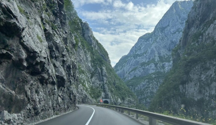 Putevi suvi, izmjena saobraćaja na nekoliko dionica