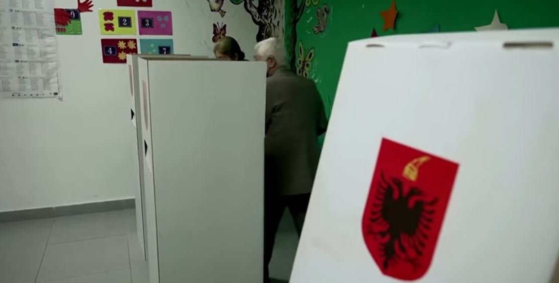 Albanski sud šalje u zatvor gradonačelnika Grka zbog izborne prevare