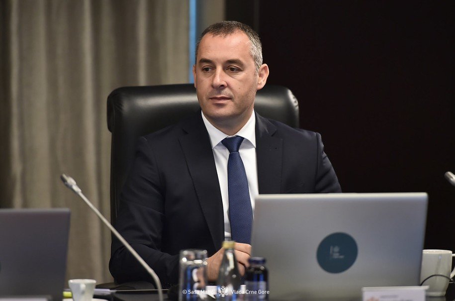 Šćekić: Duboko sam zabrinut zbog događaja u Ulcinju, pozdravljam brzu reakciju policije i tužilaca