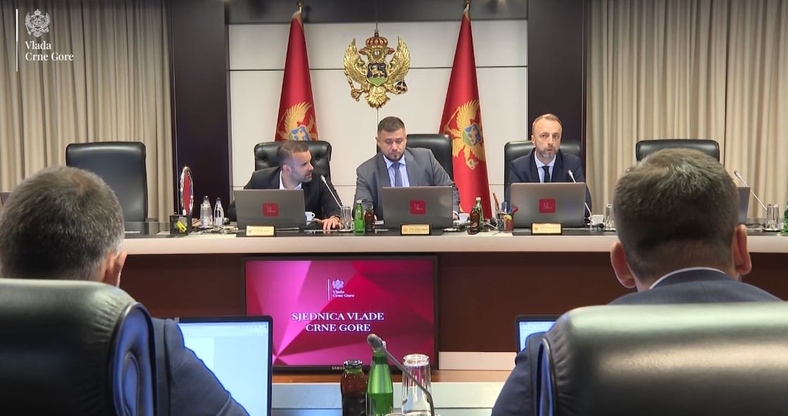 Vlada: Ukidanjem budžetskog finansiranja privatnih obrazovno-vaspitnih ustanova doprinosi se racionalnijem trošenju javnih sredstava