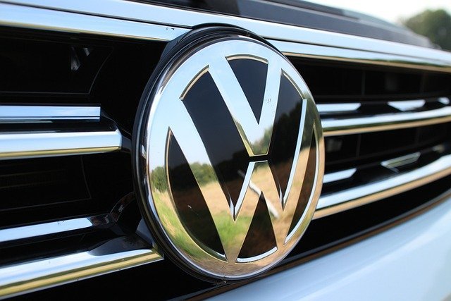 Folksvagen povlači hiljade automobila zbog sigurnosnog rizika