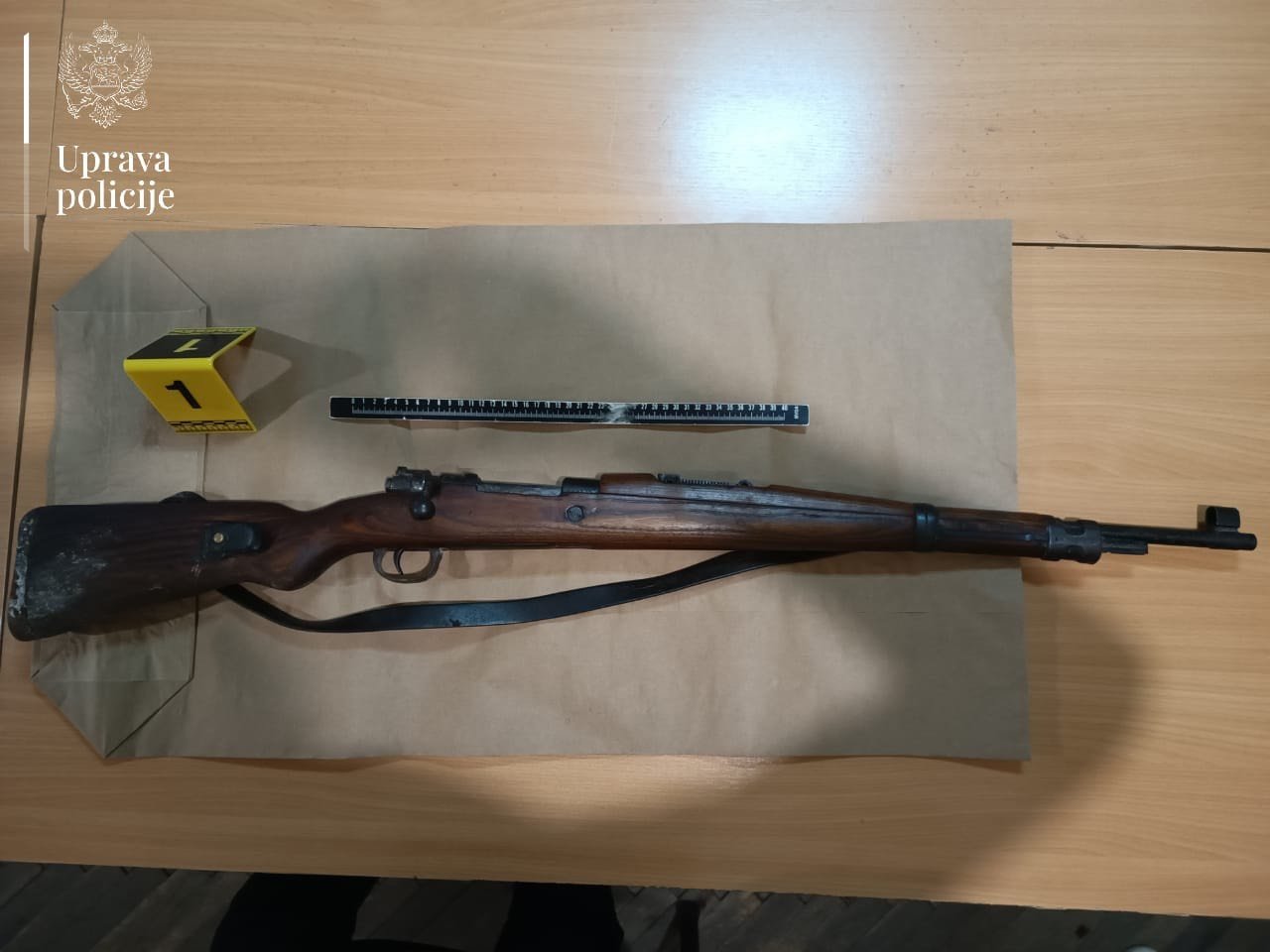 Pretresom u Bijelom Polju pronađena puška u ilegalnom posjedu