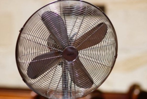 Suludi testamenti: Ženi ostavio ventilator da je hladi u paklu