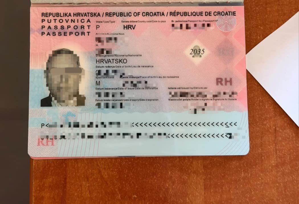 Na graničnom prelazu Božaj uhapšen državljanin Bjelorusije zbog falsifikovanog pasoša