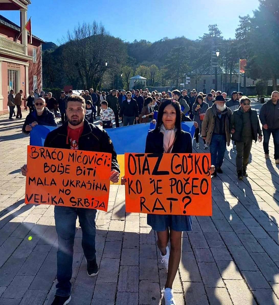 Cetinje poručilo - Mićovići: Bolje mala Ukrajina no Velika Srbija; OtaZ Gojko: Ko je počeo rat?