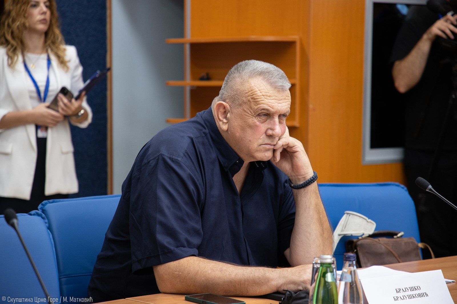 Brajušković: Veljović komandovao Crnim trojkama, nemam informacije o ubistvima; Nikolić: Zajedno ćemo u tužilaštvo ako ponudite materijalne dokaze