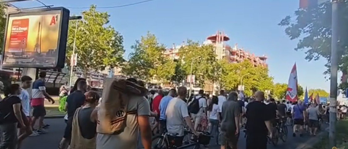 Srbija: Studenti u blokadi i građani na prilazu mostu Gazela u Beogradu