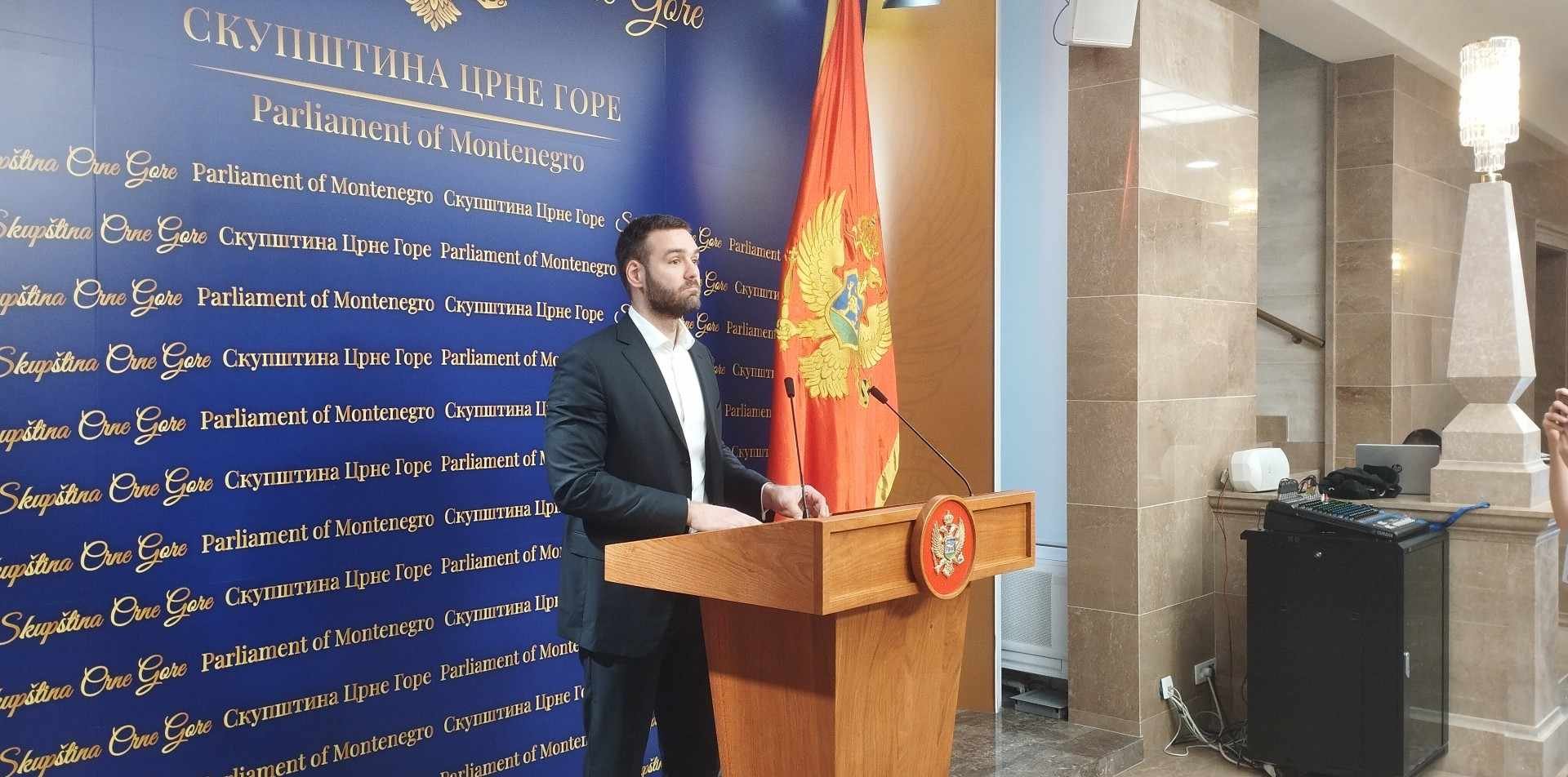 Rakočević: Vlada da povuče nezakonitu odluku o prinudnoj upravi, tužilaštvo da formira predmete povodom dešavanja u Šavniku