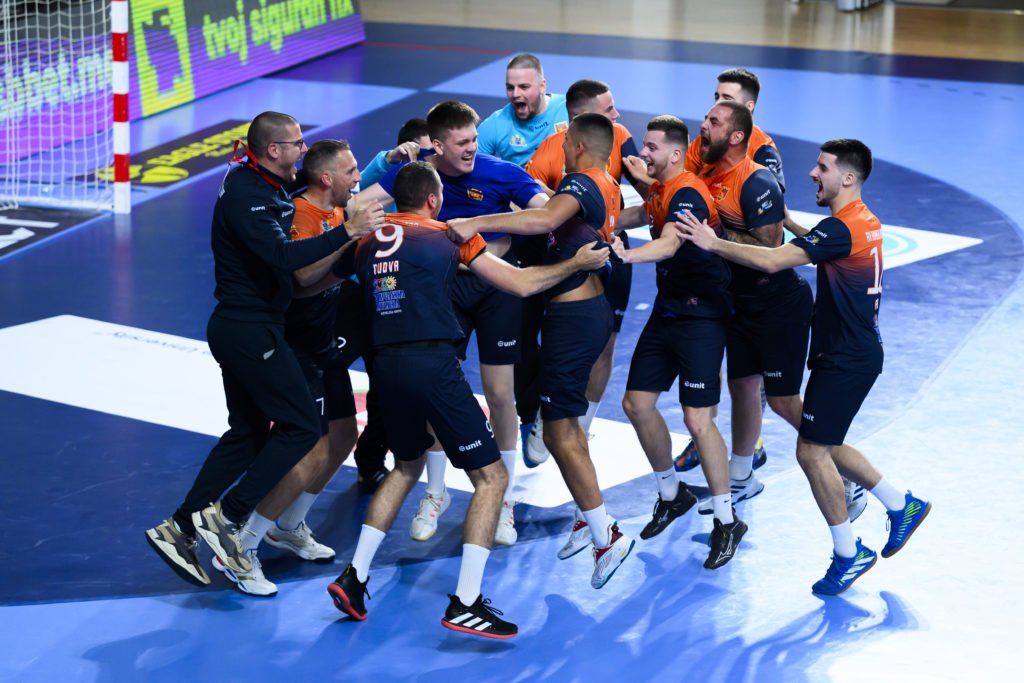 Budvanska rivijera pobijedila Lovćen, sa Mornarom za trofej