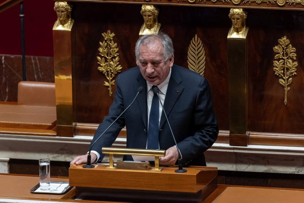 Bajru najavio da će tražiti glasanje o nepovjerenju u parlamentu