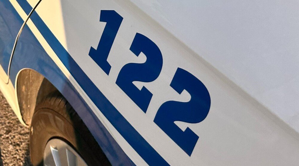 Rasvijetljeno 15 lažnih dojava o bombama u Tivtu: Procesuirana djevojka od 16 godina, prijava i protiv roditelja