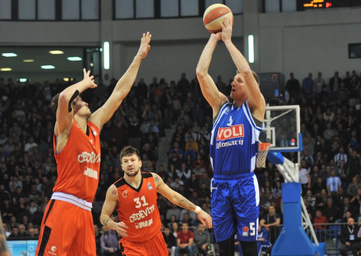 KK Budućnost: Zvezda je u strahu i panici, KKCZ: Isuviše smo veliki