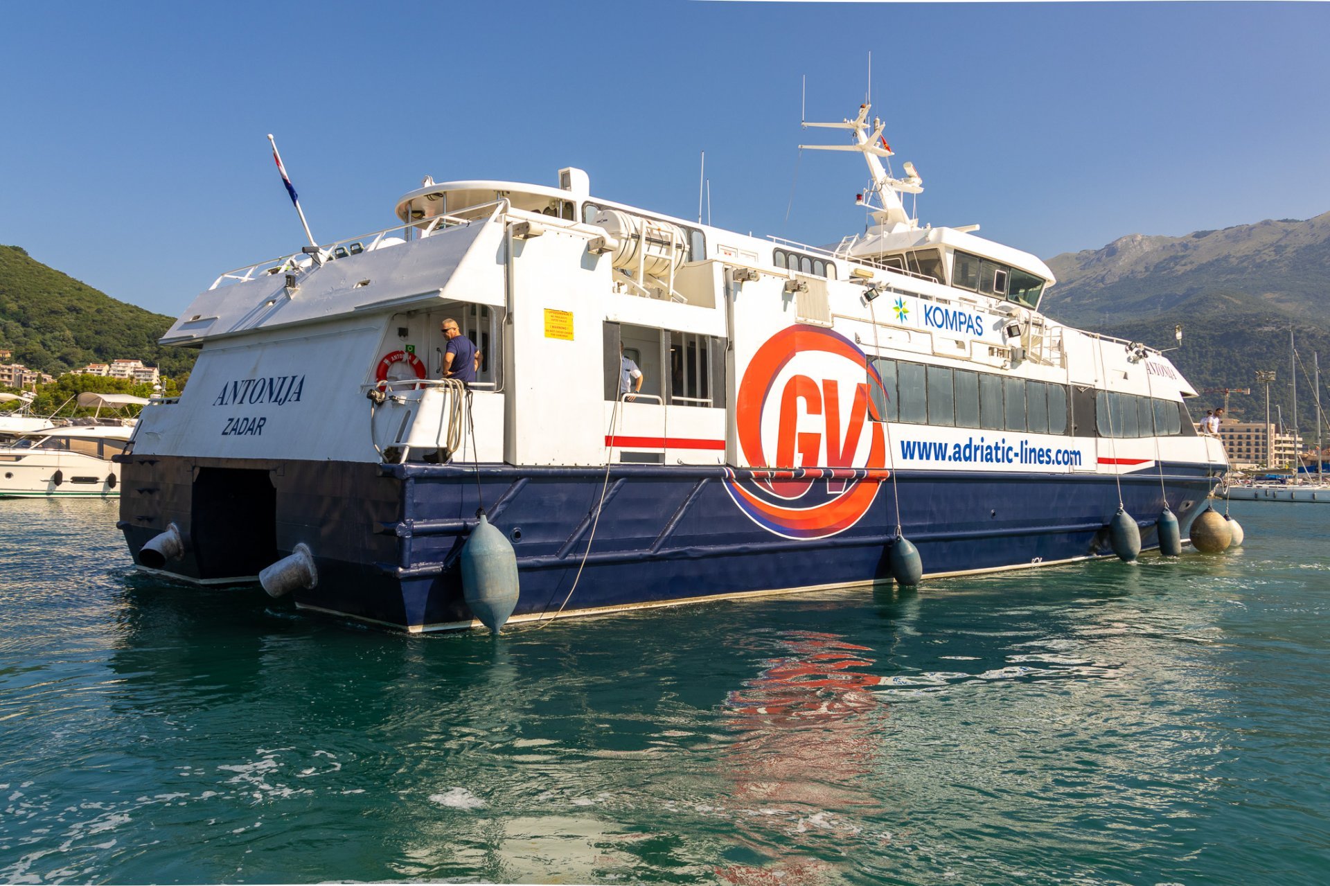 Od danas obustavljena brodska linija Budva - Dubrovnik