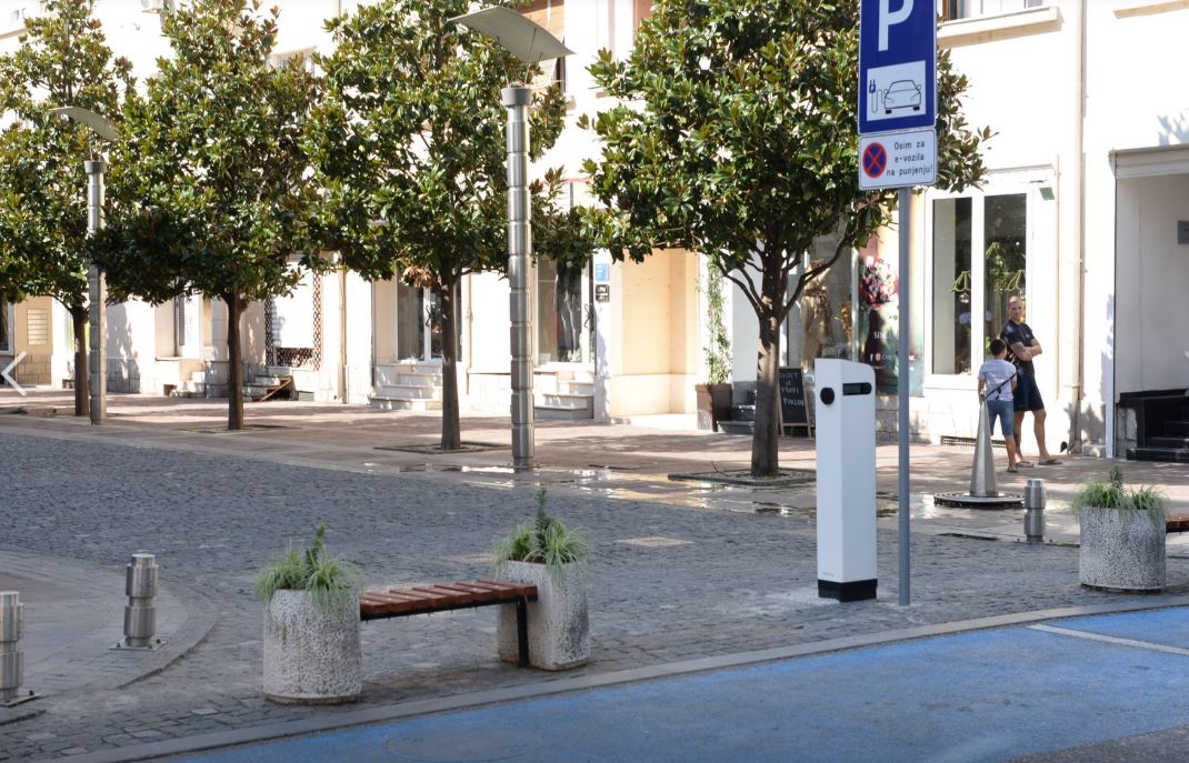 Podgorica dobija prvu javnu punionicu za električne automobile