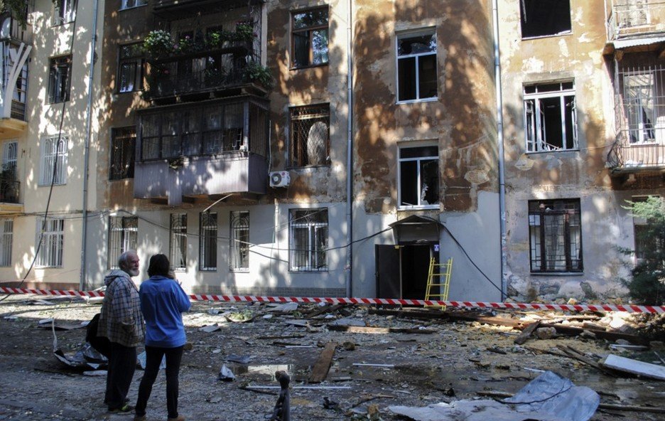 U ruskom napadu na stambene zgrade u Odesi poginula jedna osoba