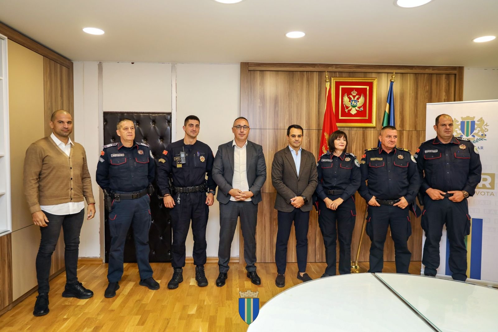 Opština Bar upriličila prijem za najbolje službenike policije u 2025; Raičević: Vaš rad je od posebne vrijednosti za građane Bara