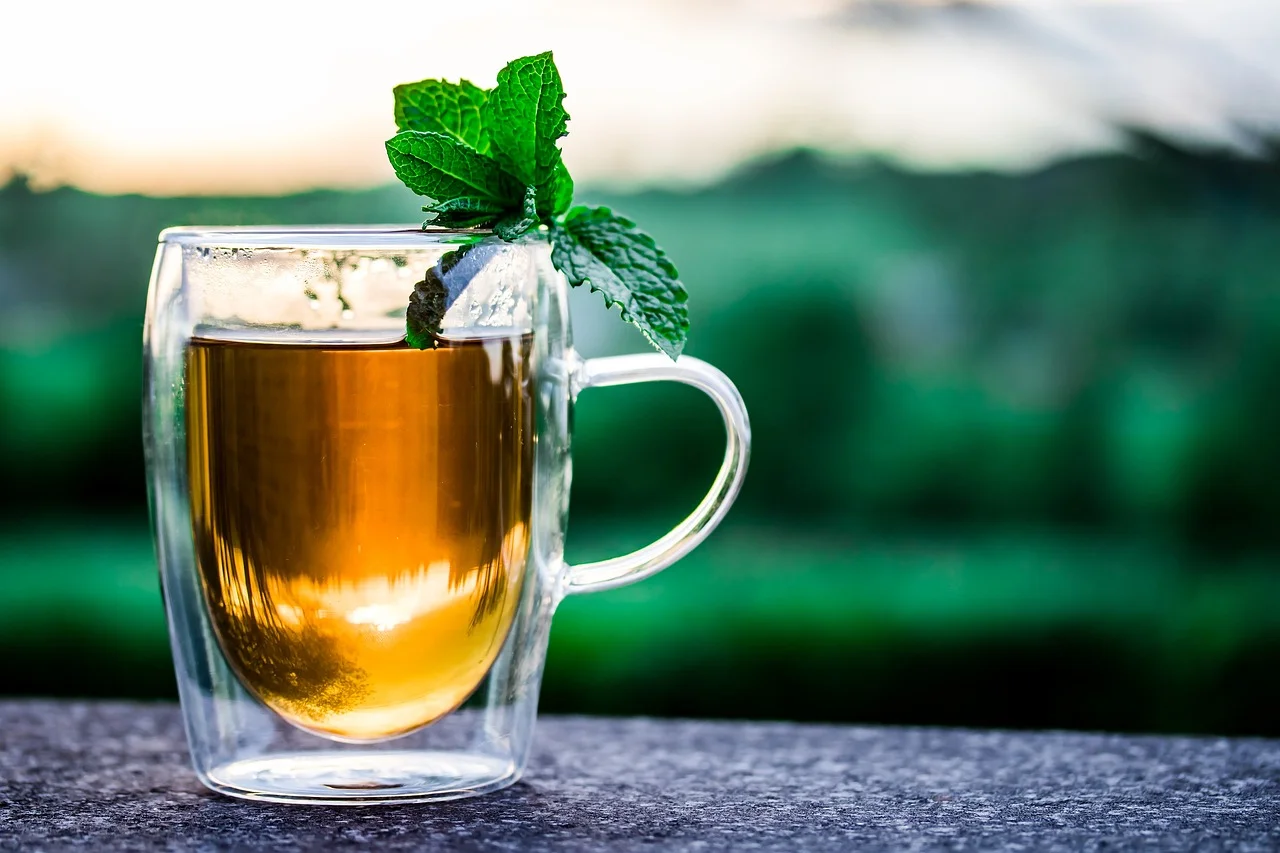 U čaju iz Hrvatske, od lišća nane iz Srbije, pronađen sastojak opasan za jetru i pluća