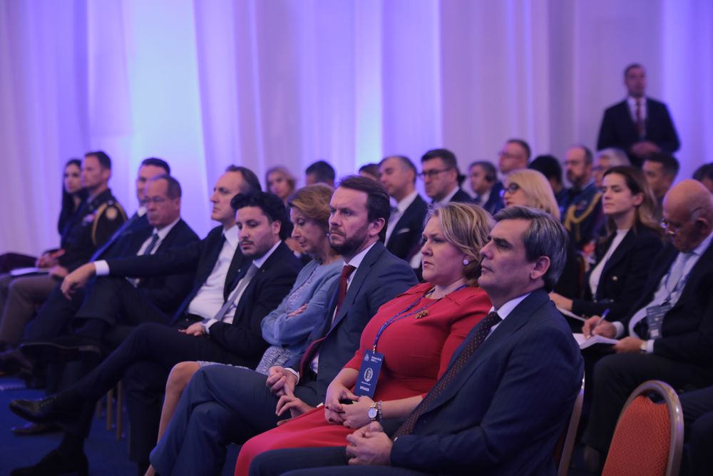Forum 2BS: Abazović: Vučićev uticaj na Crnu Goru je maligni, tj. prenaglašen