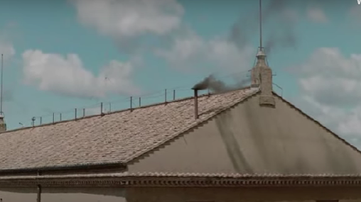 Završeno glasanje kardinala: Dim je crni, papa nije izabran