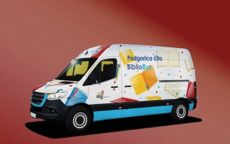 Bibliobus danas na ulicama Podgorice