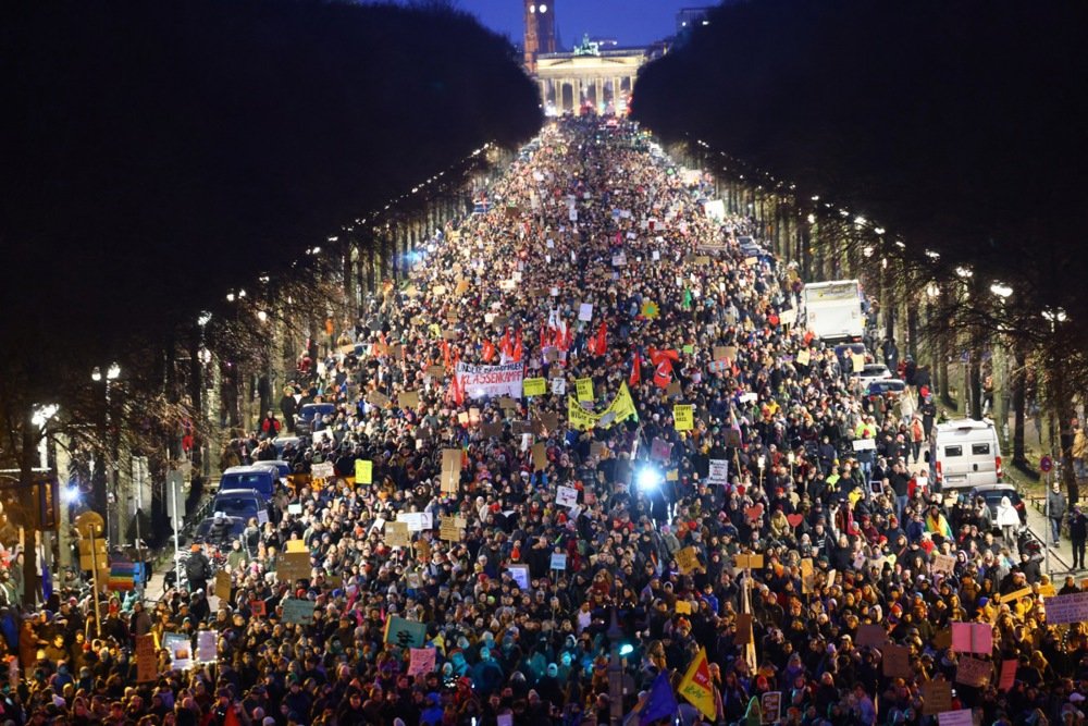 Desetine hiljada protestovalo protiv ekstremne desnice u Berlinu