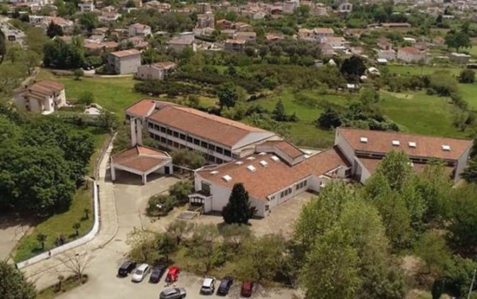 ODT Bar: Utvrđeno da je učenik pjevao „Nož, žica, Srebrenica“, predmet ustupljen VDT-u