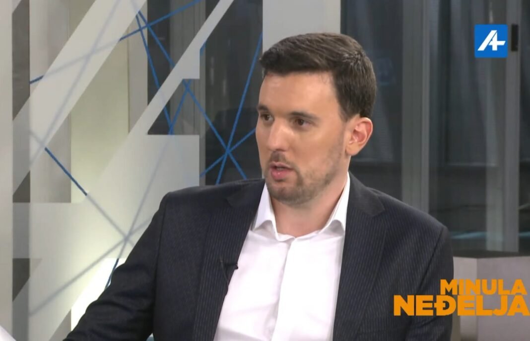 Kalezić: Spajić uveo mešetarenje na berzi u javnu politiku, ministarka Adžović politički anonimus bez legitimiteta