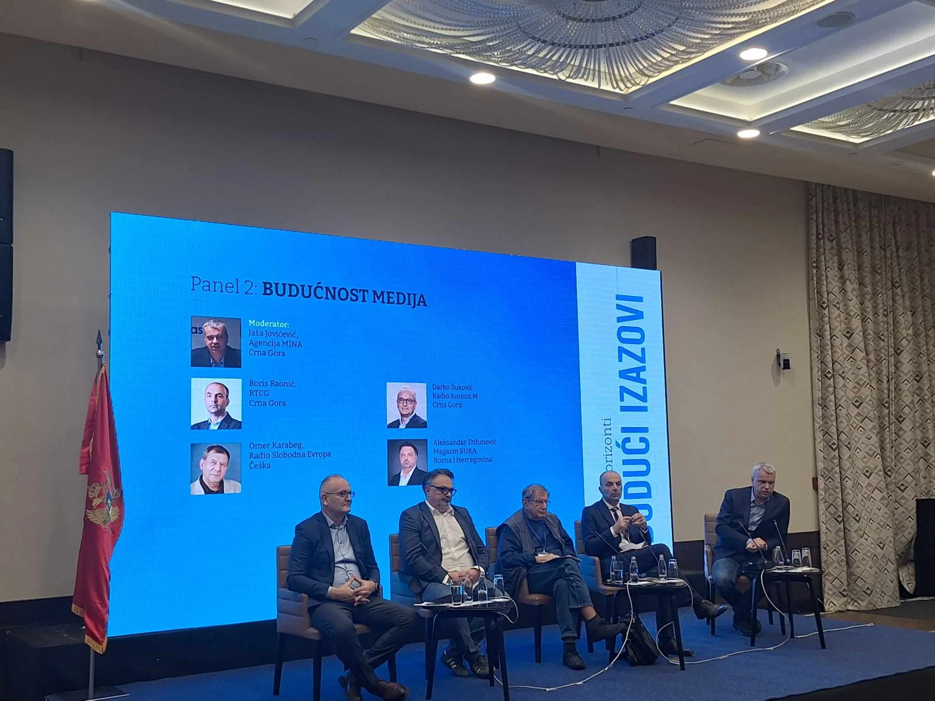Šuković: Opasna klerikalizacija i komercijalizacija medija, uključujući i RTCG; Trifunović: Bavljenje istinom je neisplativo; Karabeg: Nema budućnosti dok je Zadruga najgledanija