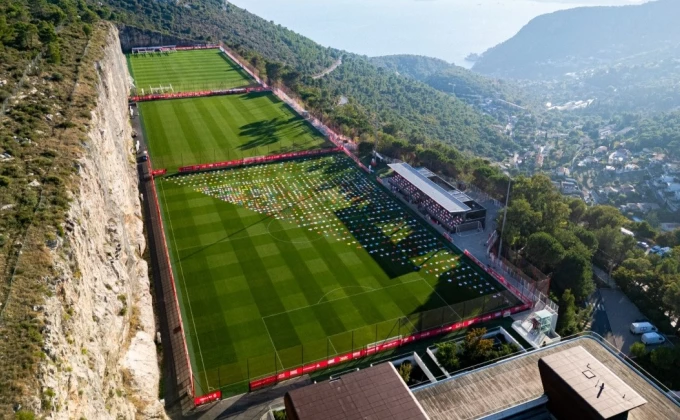 Navijač Monaka postavio svjetski rekord, u kolekciji više od 1.000 dresova