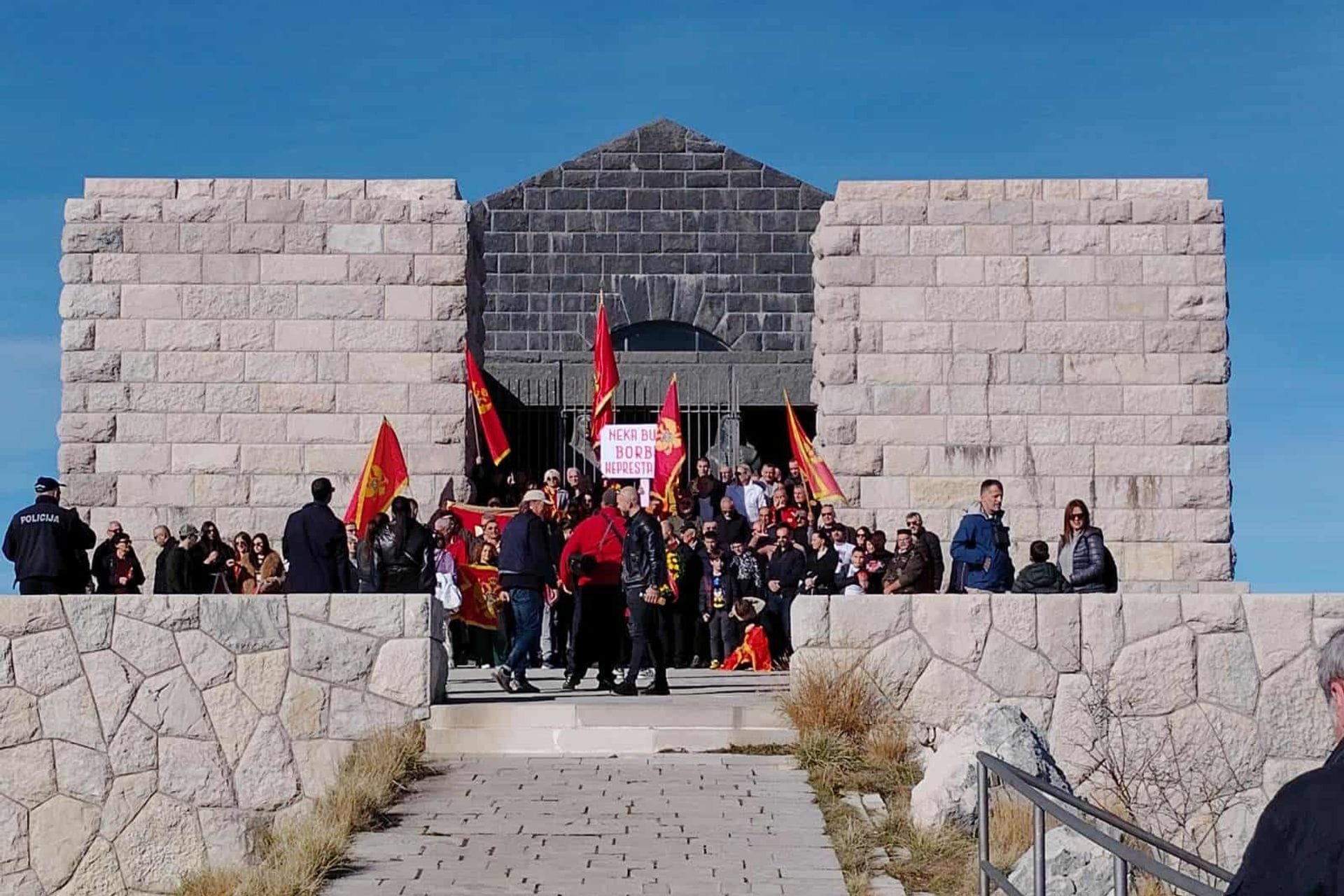 STEGA  i građani na Lovćenu obilježili Njegošev dan: Neka bude borba neprestana