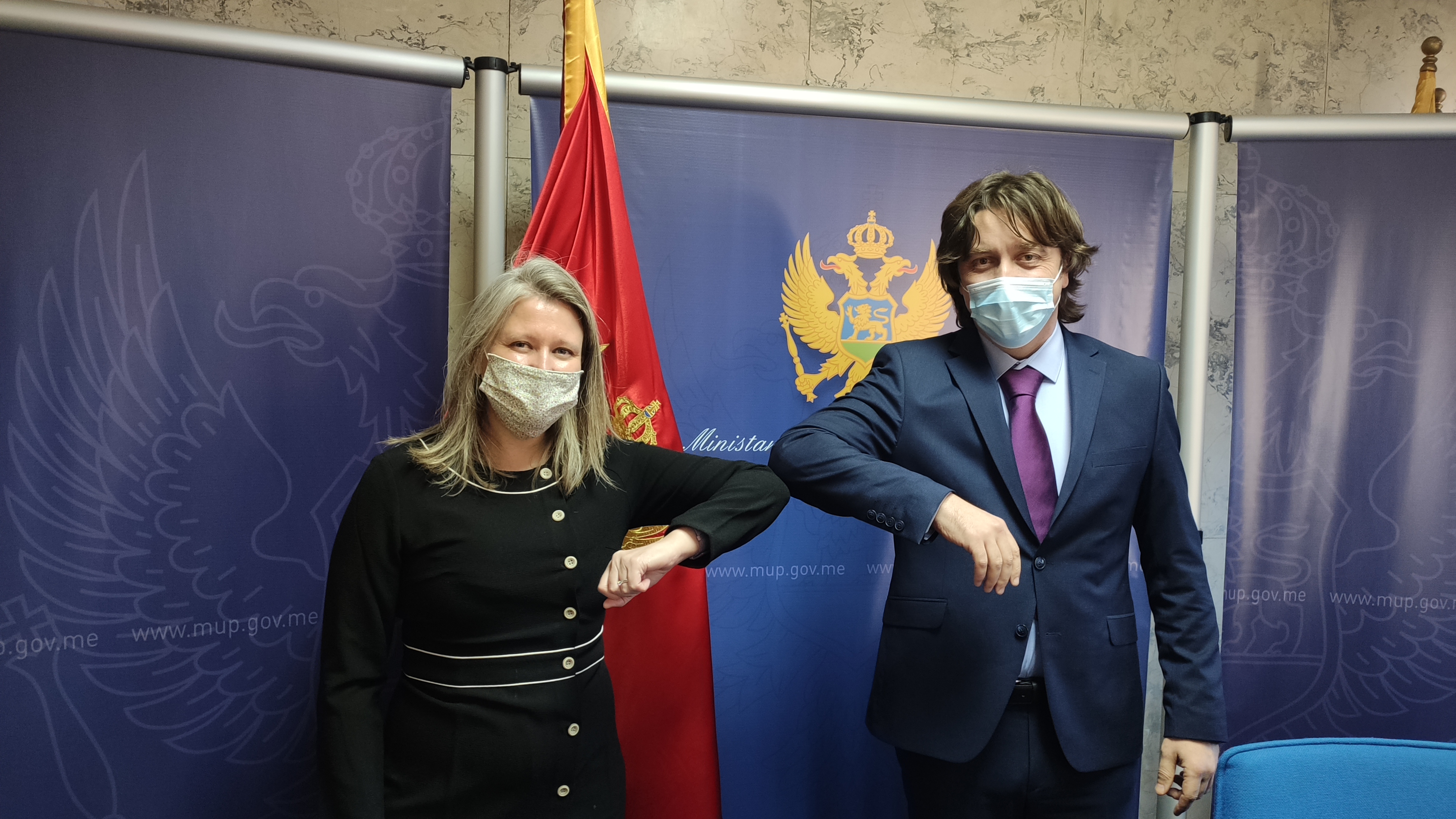 Sekulović - Medoks: Unaprijedićemo saradnju u borbi protiv krijumčarenja duvanskih proizvoda i droga
