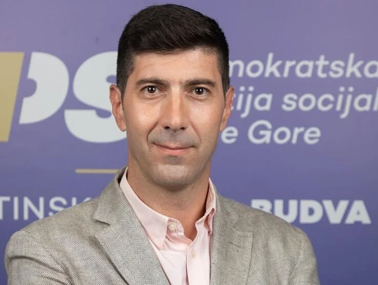 Tičić predlaže da Glavni grad bazene u Podgorici nazove po Petru Porobiću