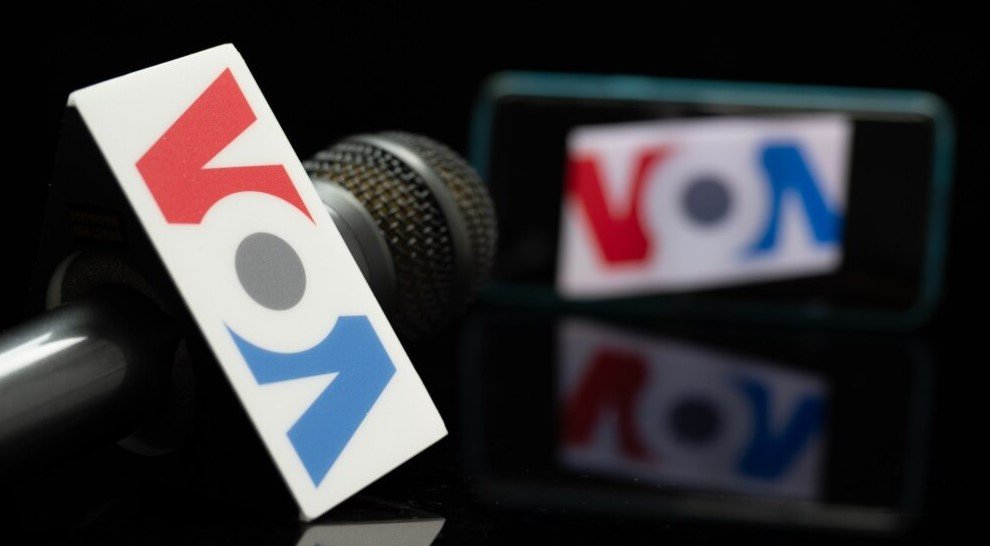 Radio Glas Amerike, koji je Tramp pokušao ukinuti, nastavlja emitovanje programa