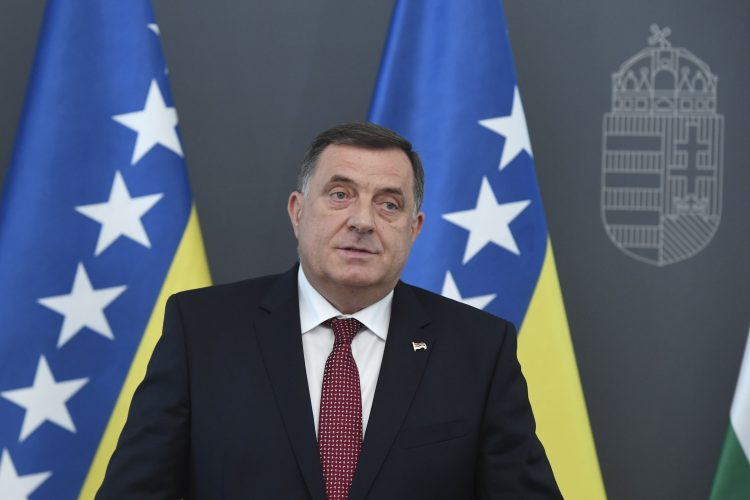 Dodik: Srbima nema života bez nezavisne države