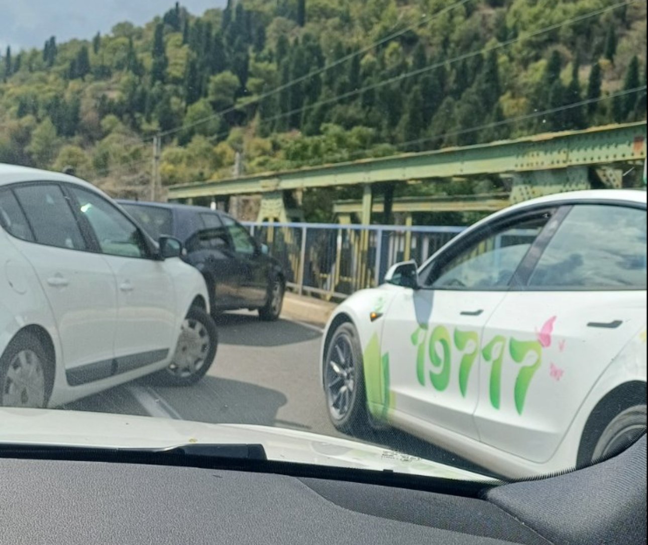 Lančani sudar na Vranjini, saobraća se jednom trakom naizmjenično