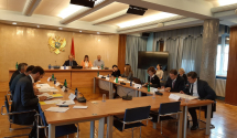 Sa 10 ili 20 odsto od plate kažnjeni poslanici koji su prekršili Poslovnik