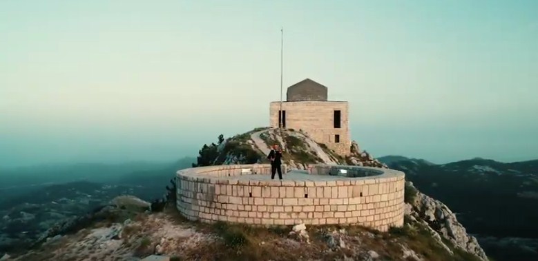 Slaven Knezović predstavio spot za kompoziciju "Zauvijek moja"