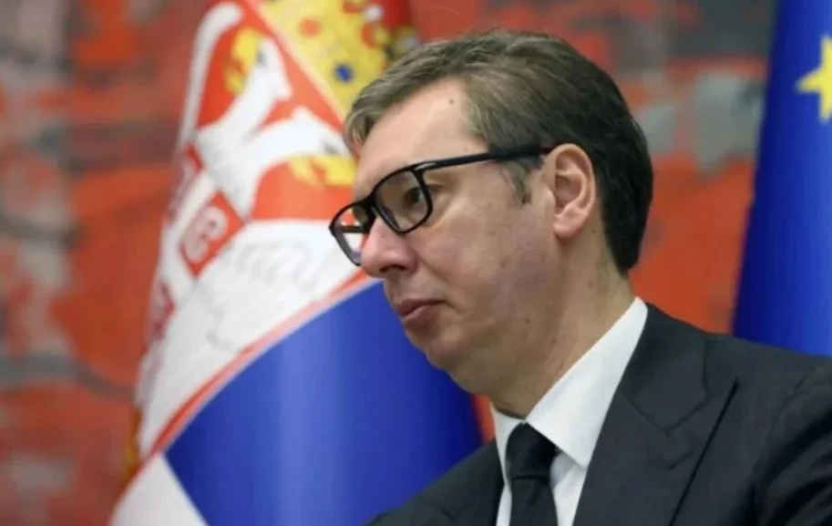 Njujork Tajms o vezama Vučića i Belivuka: Predsjednik, fudbalski huligani i "Kuća užasa" podzemlja (1)