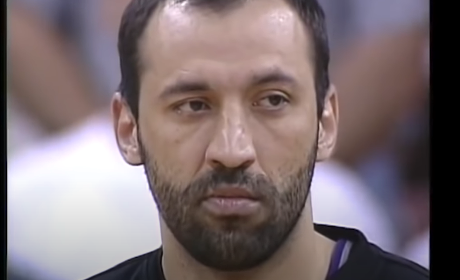 Vlade Divac povrijeđen u saobraćajnoj nezgodi blizu Luštice