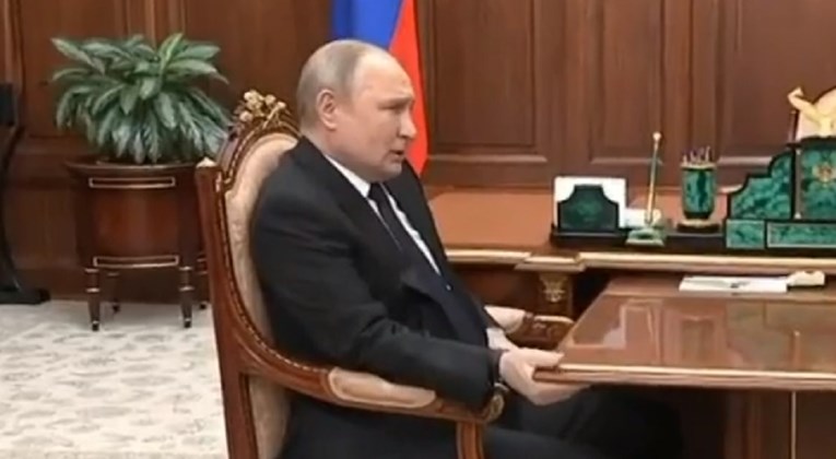 Bivši savjetnik ruske vlade: Putin je depresivan i bolestan, ovaj snimak to pokazuje
