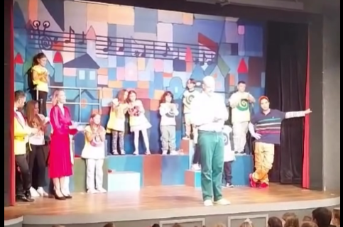 (VIDEO) Otkaz pred publikom u Pozorištu Puž: "Ucjenjuju nas jer nismo poslušnici režima"