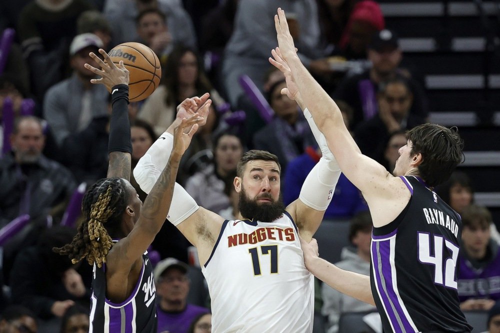 Denver ubjedljiv u Sakramentu