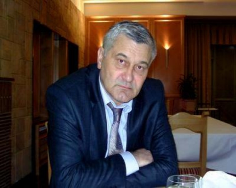 Krivokapićev savjetnik divlje sagradio apartmane u Petrovcu