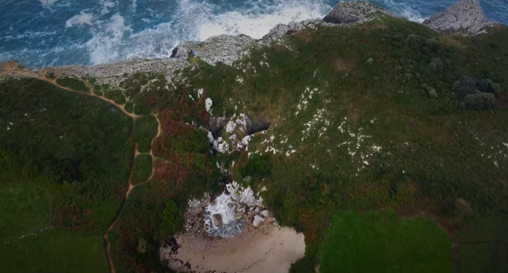 Čudo prirode: Predivna pješčana plaža na 100 metara od mora