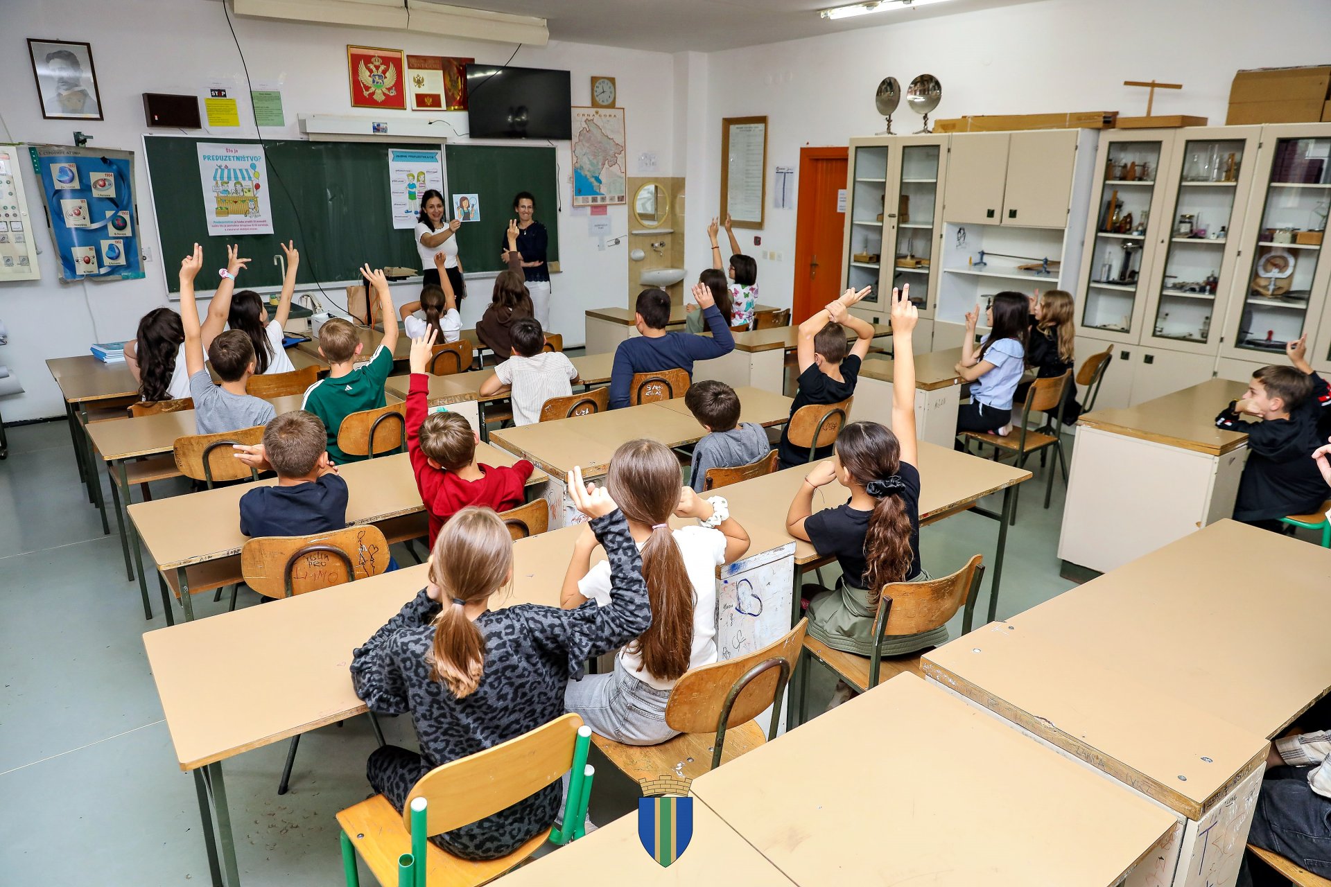 Opština Bar: Barski osnovci učili o preduzetništvu iz školskih klupa
